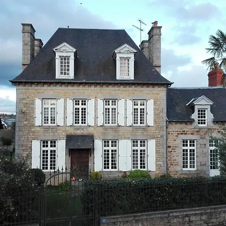 Bandb Ducey Bed & Breakfast